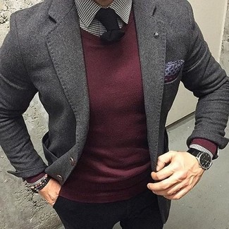 Как носить черные брюки чинос с серым шерстяным пиджаком