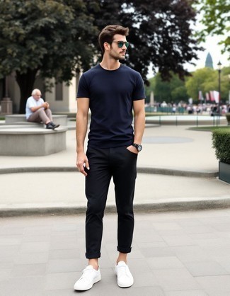 С чем носить черные брюки чинос