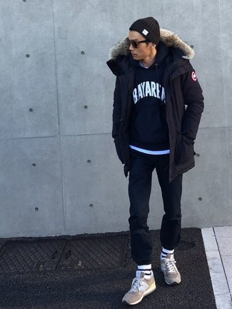 Какие парки носить с черными брюками чинос