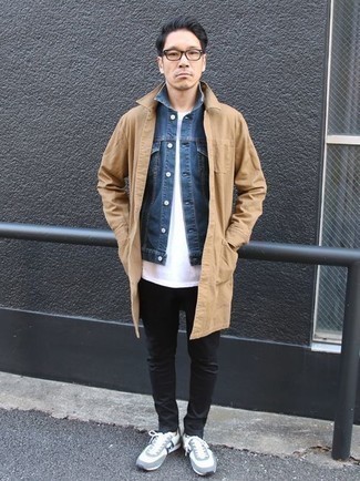 Какие дождевики носить с черными брюками чинос