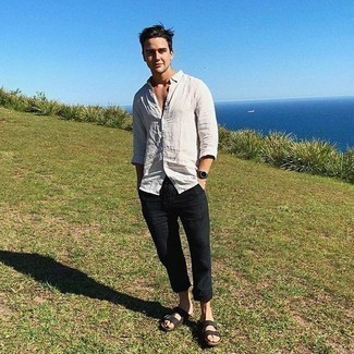 Какие сандалии носить с черными брюками чинос