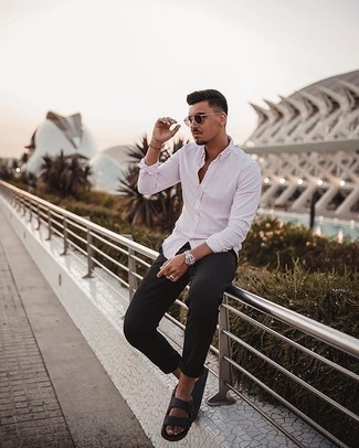 Какие сандалии носить с черными брюками чинос