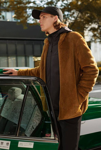 Какие ветровки носить с черными брюками чинос