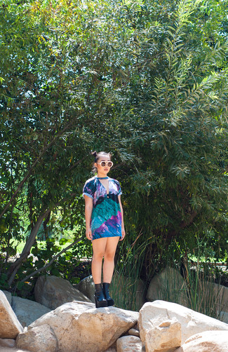 С чем носить черные массивные ботильоны