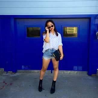 С чем носить черные массивные ботильоны