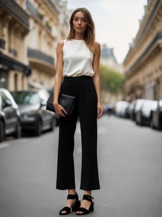 С чем носить черные массивные босоножки на каблуке