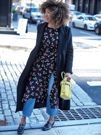 Какие брюки-кюлоты носить с черным пальто