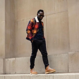 С чем носить черные вельветовые брюки чинос