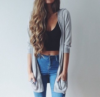 Какие открытые кардиганы носить с черным укороченным топом