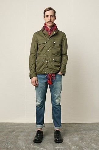 Какие полевые куртки носить с черными туфлями дерби