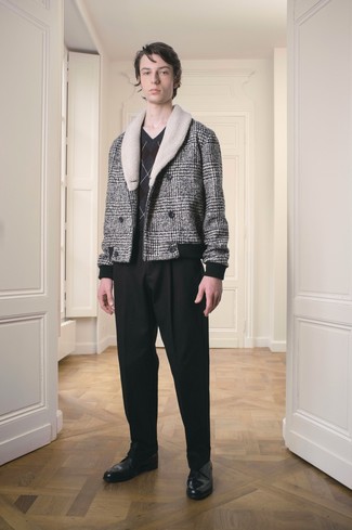 Какое полупальто носить с черными туфлями дерби