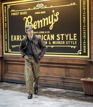 Какие трикотажные жилеты носить с черными туфлями дерби