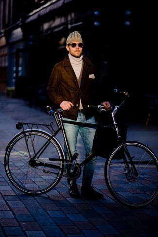 Какие водолазки носить с черными туфлями дерби