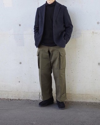 С чем носить черные ботинки дезерты