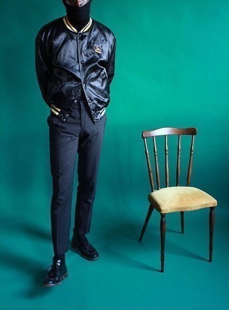 Какие водолазки носить с черными ботинками дезертами