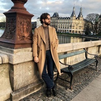 Какие водолазки носить с черными ботинками дезертами