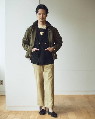 Какие лоферы носить с черным двубортным пиджаком мужчине