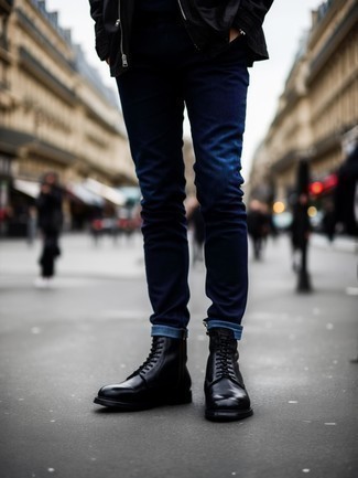 С чем носить черные классические ботинки мужчине