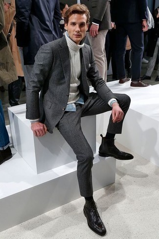 С чем носить черные классические ботинки мужчине