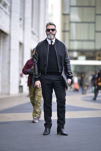 Какие бомберы носить с черными классическими брюками мужчине