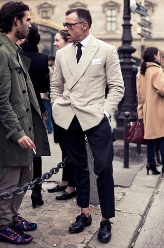 Какие монки носить с черными классическими брюками