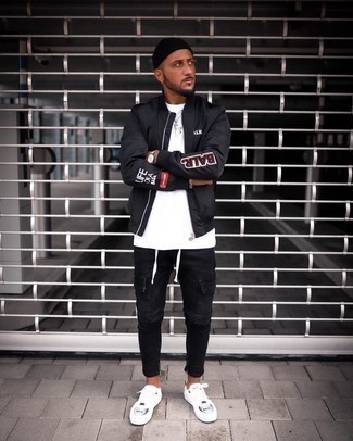 С чем носить черный бомбер с вышивкой мужчине