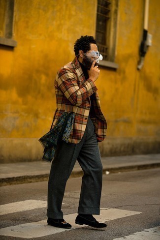 С чем носить черные лоферы с вышивкой мужчине