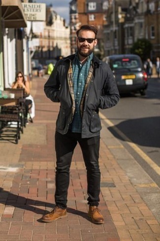 С чем носить черную полевую куртку