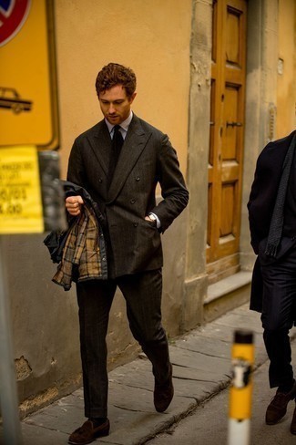 С чем носить черную полевую куртку