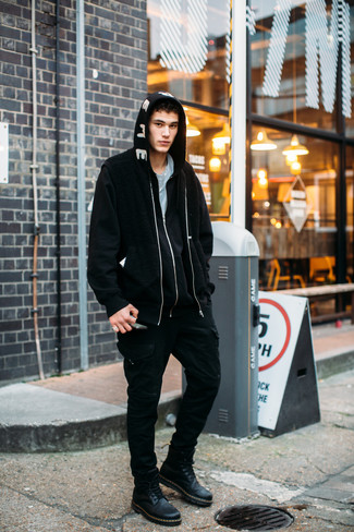 С чем носить черный флисовый бомбер мужчине