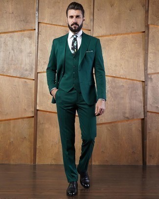 С чем носить черный галстук с цветочным принтом мужчине