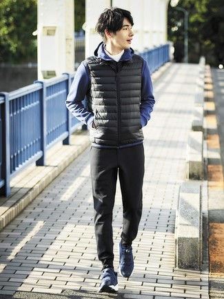 С чем носить черную куртку без рукавов мужчине