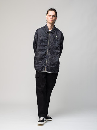 С чем носить черную куртку харрингтон