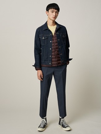 Какие джинсовые куртки носить с черными высокими кедами мужчине