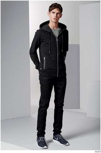 Как носить черный худи с черными джинсами мужчине