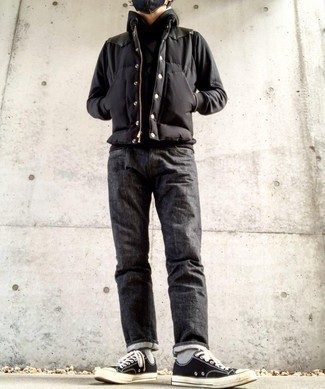 Как носить черный худи с серыми джинсами мужчине