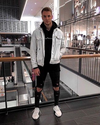 Какие джинсы носить с черным худи мужчине