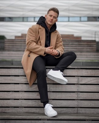 Какие длинные пальто носить с черным худи