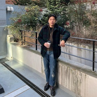 С чем носить черные носки в горизонтальную полоску мужчине