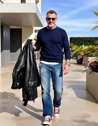 С чем носить черную куртку мужчине