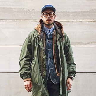 Какие куртки без рукавов носить с черными джинсами мужчине