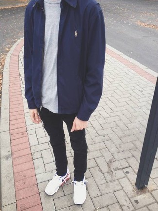 Какие куртки харрингтон носить с черными джинсами