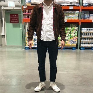 Какие низкие кеды носить с черными джинсами мужчине