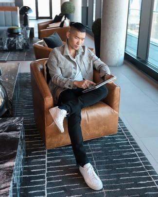 Какие куртки-рубашки носить с черными джинсами мужчине