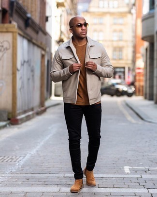 Какие куртки-рубашки носить с черными джинсами мужчине