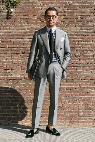 С чем носить черный вязаный галстук мужчине