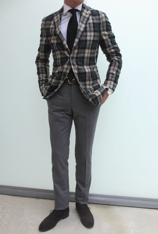 С чем носить черный вязаный галстук мужчине