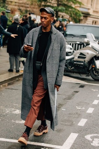 С чем носить черную кожаную бейсболку мужчине