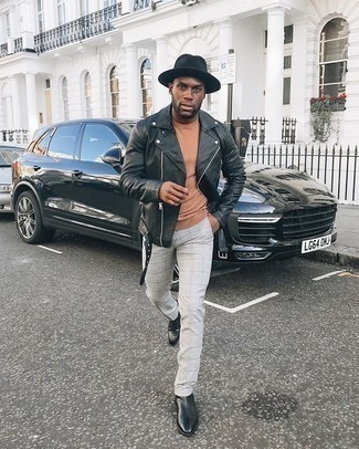 С чем носить черную кожаную косуху мужчине