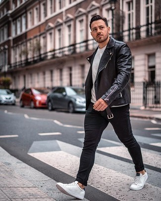 С чем носить черную кожаную косуху мужчине